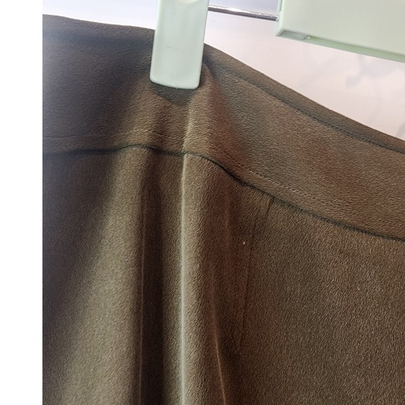 Jones New York Womens 100 Silk Khaki Green Pencil Skirt Midi Knee Zip Back - Picture 3 of 8